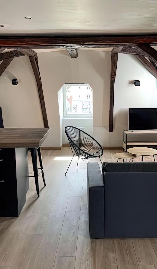 Ferienwohnung Vue Sur La Cathedrale - Au Coeur De Bourges Exterior foto